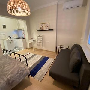 Triple Room Private Bathroom